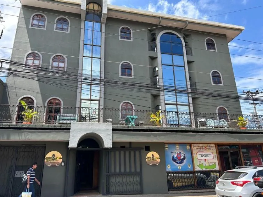 HOTEL EN VENTA EN ALAJUELA CENTRO  - Venta en Alajuela