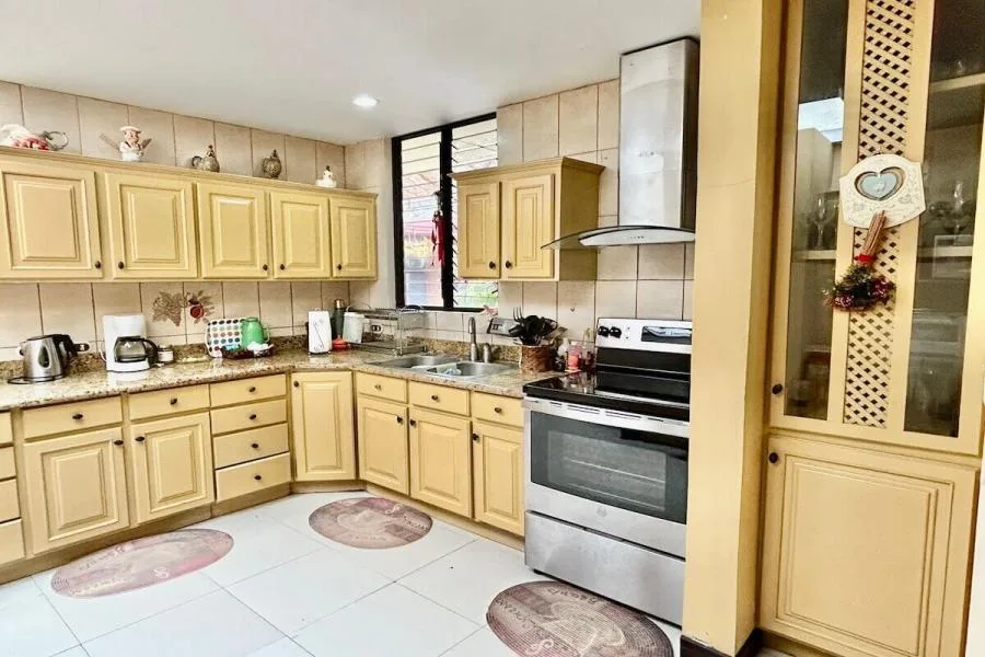 Venta de casa independiente de una planta en el Prado, Curridabat $385.000 #LL122 - Venta en Curridabat — photo 2