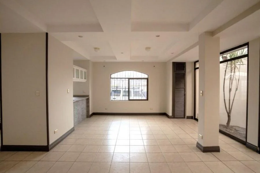 VENTA DE CASA EN CURRIDABAT PBR - Venta en Curridabat