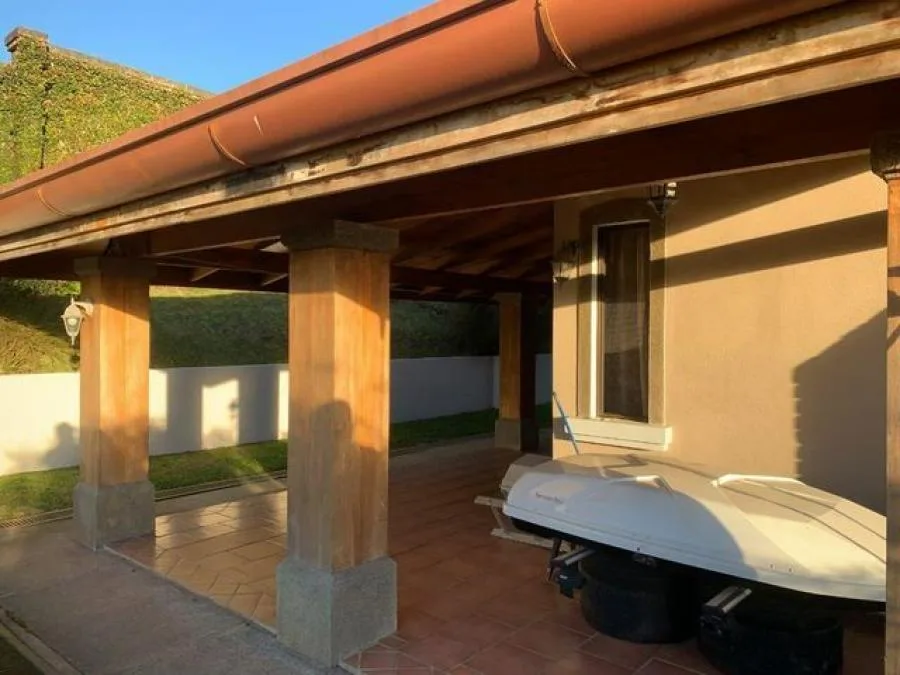 Casa con amplios espacios en exclusivo condominio en El Carmen de Guadalupe RAH 23494 - Venta en Goicoechea — photo 5