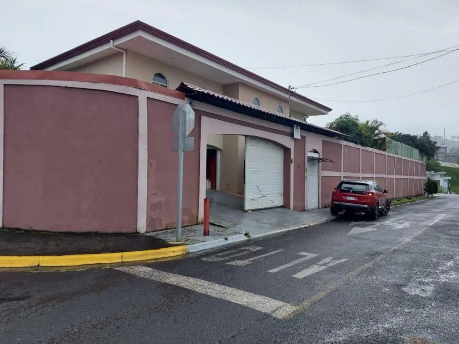 Casa en venta en Curridabat, San José. RAH 23-806 - Venta en Curridabat