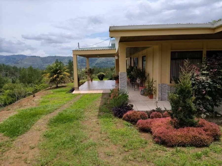 Casa en Venta en Paraíso, Cartago RAH #222586 - Venta en Paraíso