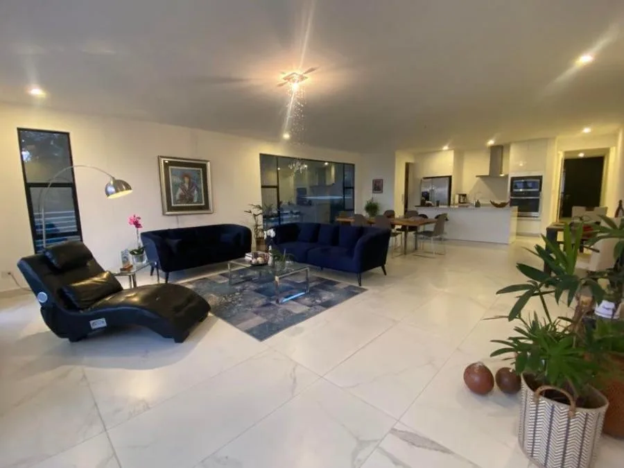 Venta de Casa en San Antonio de Escazú. RAH 26-353 PRECIO REBAJADO - Venta en Escazú
