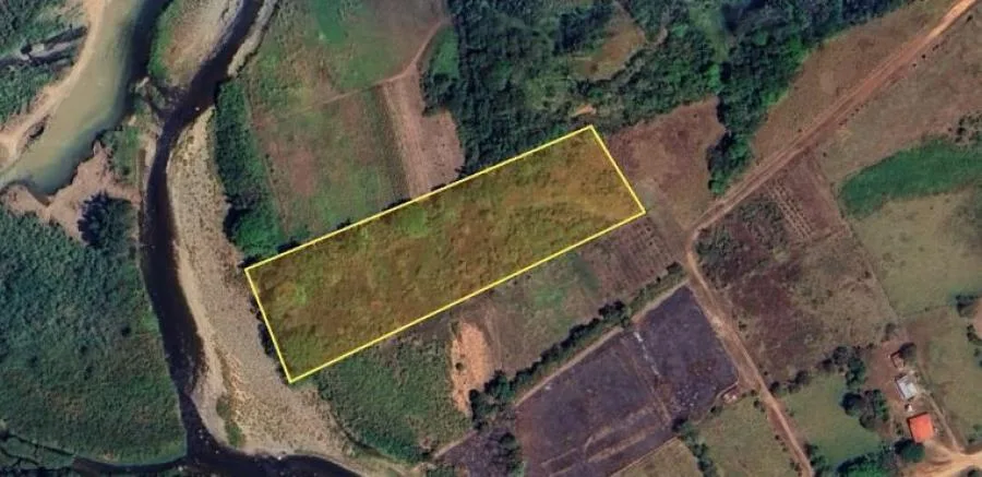 SE VENDE FINCA CERCA DEL RÍO CON POTENCIAL DE DESARROLLO - Venta en Perez Zeledón — photo 3