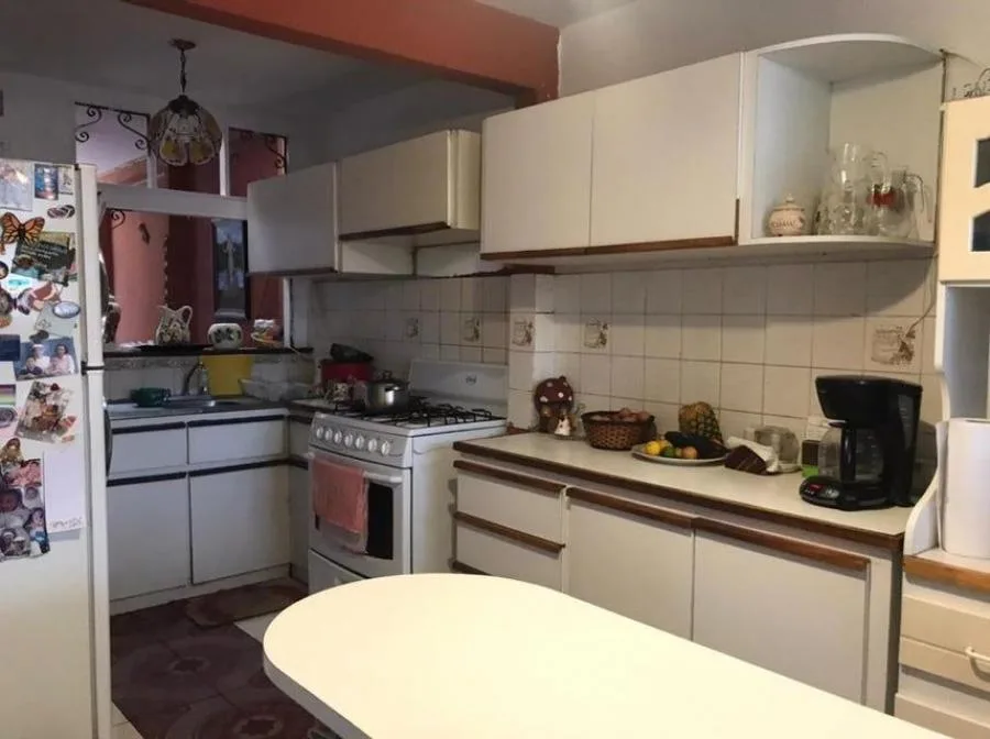 Venta de casa en los yoses PBR - Venta en San José — photo 4
