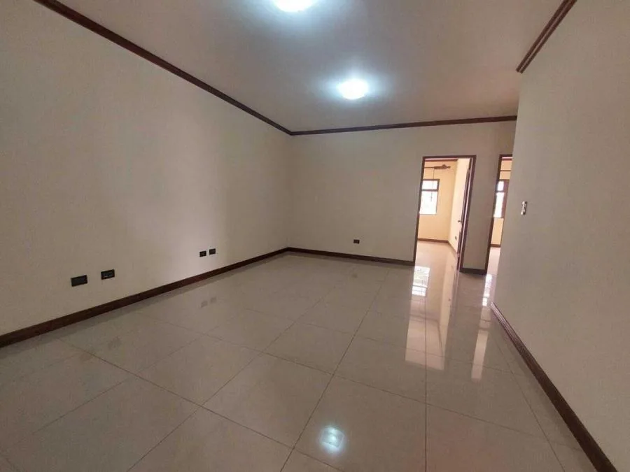 Casa en Venta en Santo Domingo, Heredia MLS #23-476 CL - Venta en Santo Domingo — photo 2