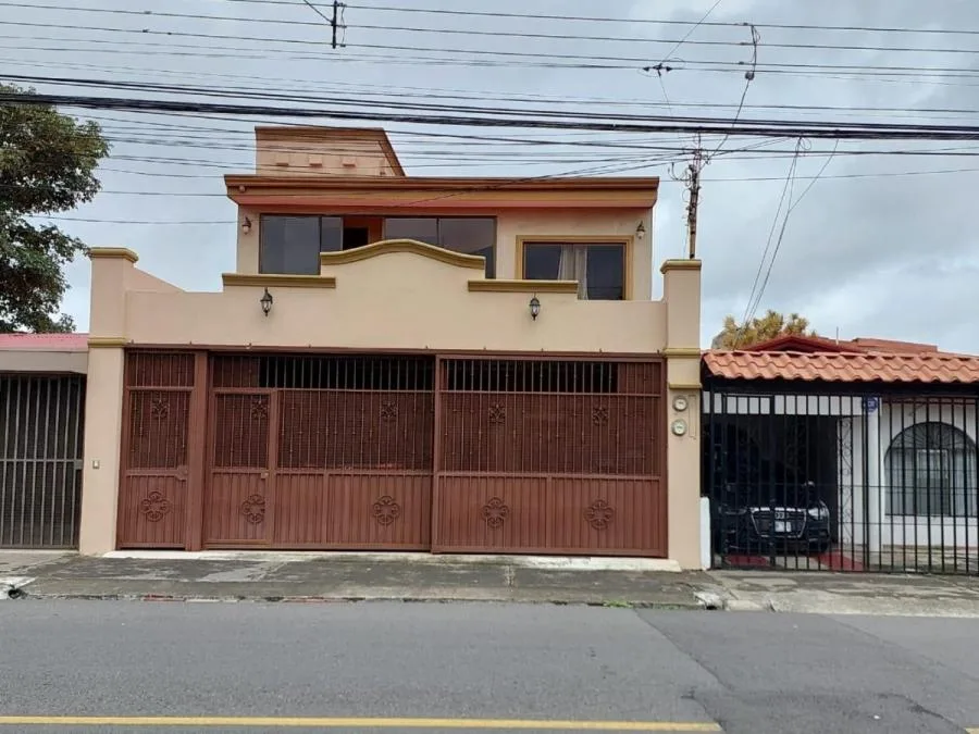 Venta de Casa en Mercedes de Heredia. RAH 26-1796 PRECIO REBAJADO - Venta en Heredia