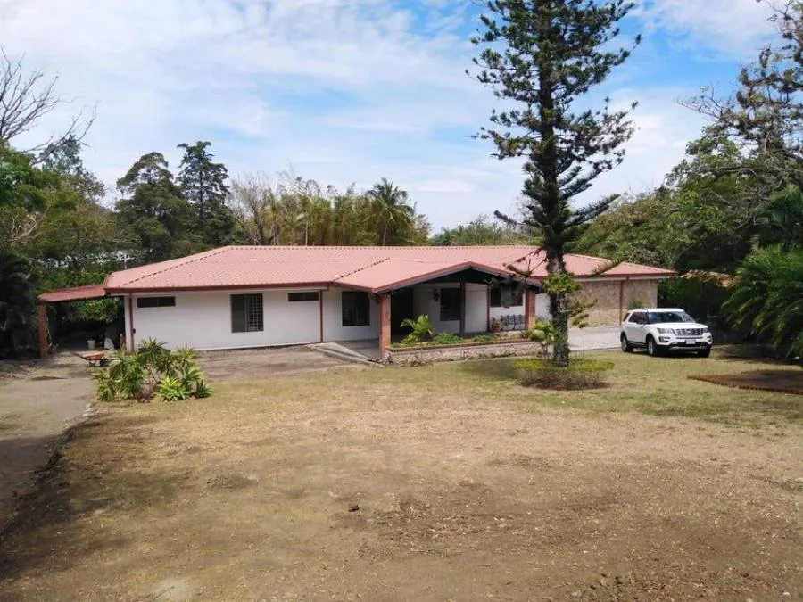 CASA EN VENTA EN SANTA ANA, cod: CTL 23-1465  - Venta en Santa Ana