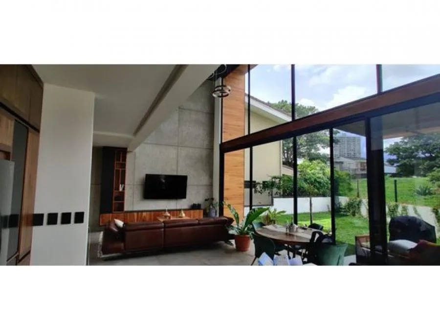 VENTA DE CASA Y APARTAESTUDIO, HEREDIA, SANTO DOMINGO, SANTA ROSA - Venta en Santo Domingo — photo 2
