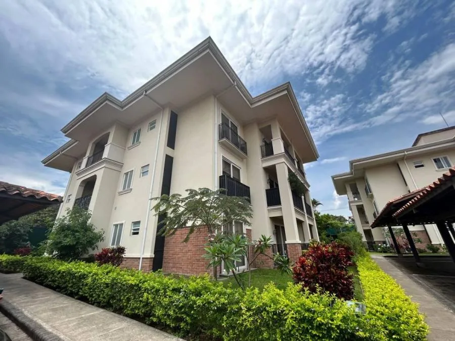 APARTAMENTO EN VENTA EN ECO RESIDENCIAL SAN VICENTE, BELÉN RAH 233233  - Venta en Belén