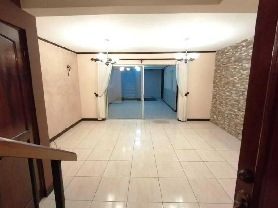 Casa en Venta en Montes de Oca, San José. RAH 23-502 - Venta en Montes de Oca — photo 2