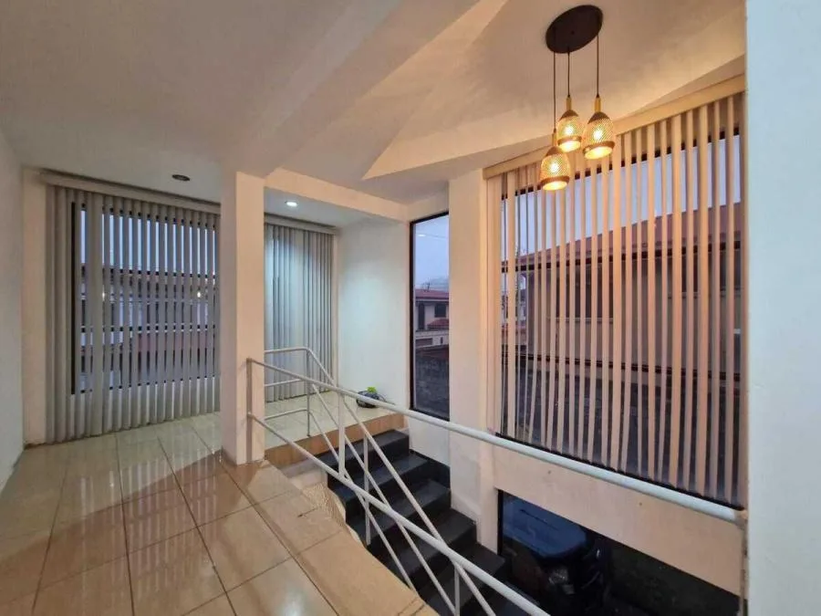 Venta de casa en Residencial Quizarco, Santo Domingo de Heredia US$ 240,000 #5898 - Venta en Santo Domingo — photo 2