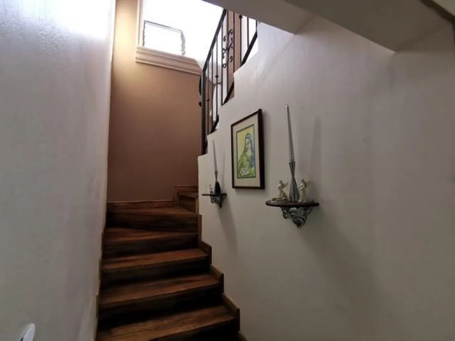 Venta de 3 Apartamentos en Moravia, San José. - Venta en Moravia — photo 3