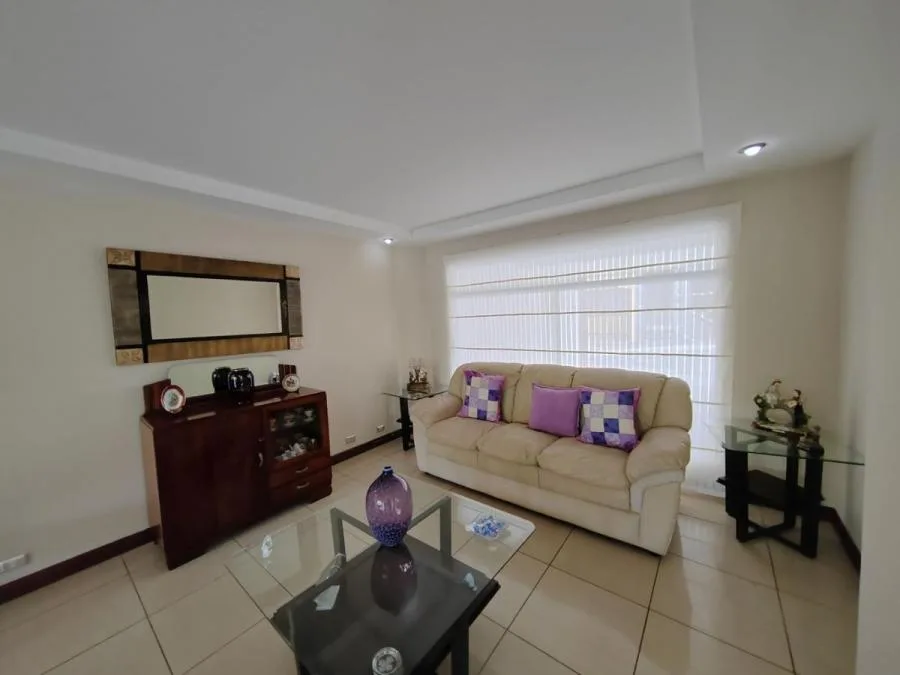 Venta de Casa en Vásquez de Coronado, San José. PRECIO REBAJADO - Venta en Vasquez de Coronado — photo 2