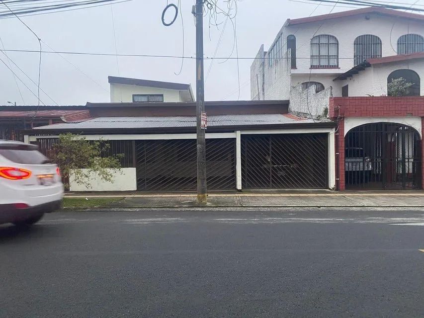 Venta de Casa en Heredia. RAH 26-738 - Venta en Heredia