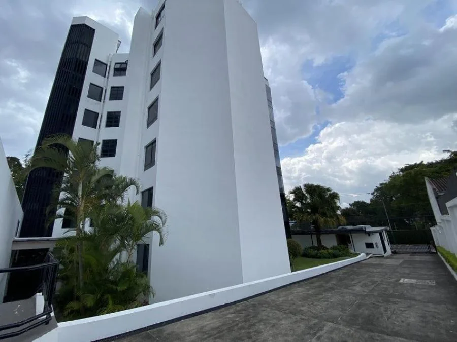 Venta de Apartamento en San Rafael, Escazú. RAH 26-145 - Venta en Escazú