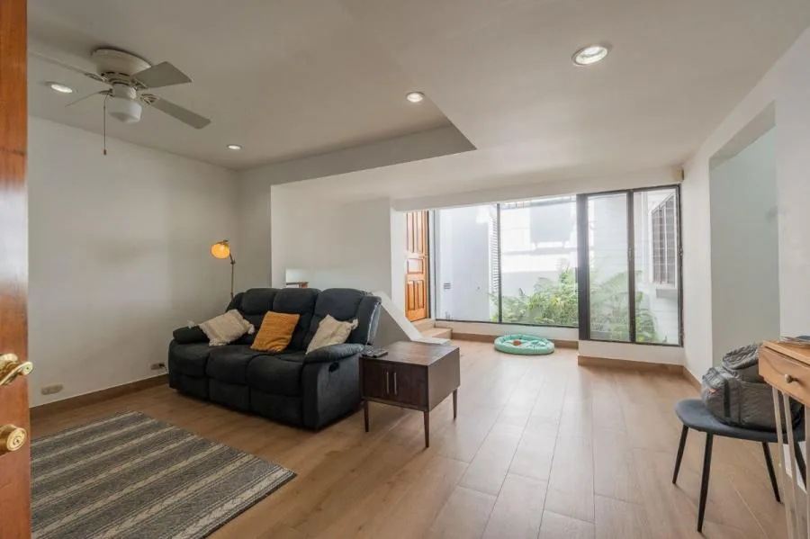 Venta de casa independiente en Trejos Montealegre, Escazu USD 515.000 #IR001 - Venta en Escazú