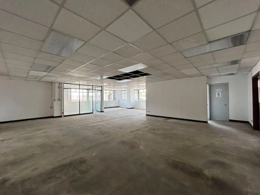 Alquiler de Oficinas y Locales en San José / Mls 25-910 OFC JB - Alquiler / Renta en San José — photo 2