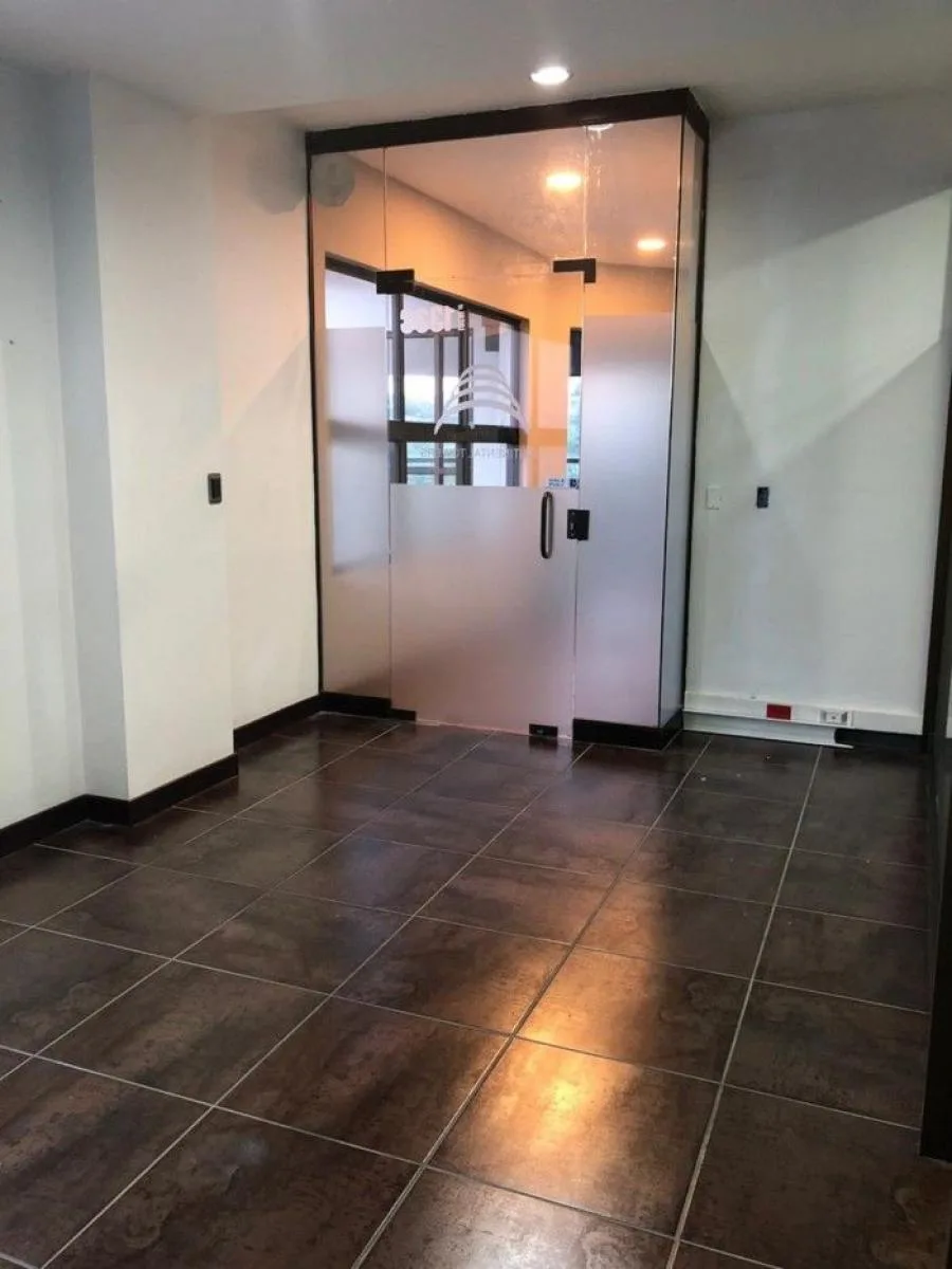 En Alquiler Oficina Plaza Comercial San Rafael Escazú; Idi: 118114 - Alquiler / Renta en San Rafael