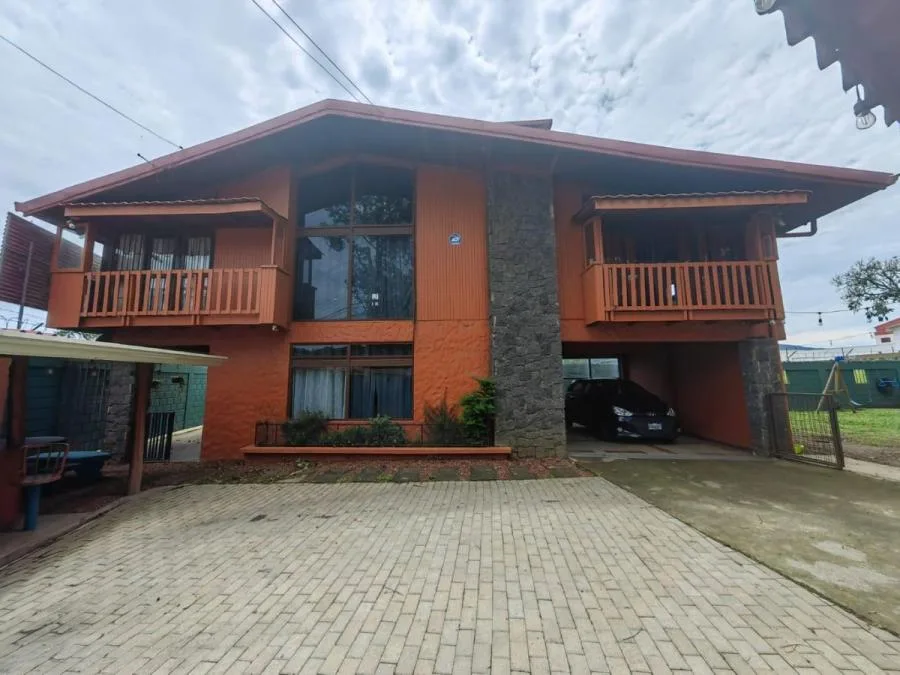 CASA EN VENTA EN SAN MIGUEL DE HEREDIA RAH 233459  - Venta en San Miguel