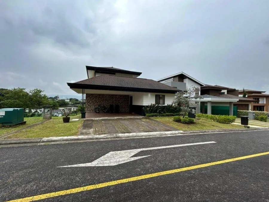 MLS-25-855 LS VENTA CASA HEREDIA CENTRO - Venta en Heredia