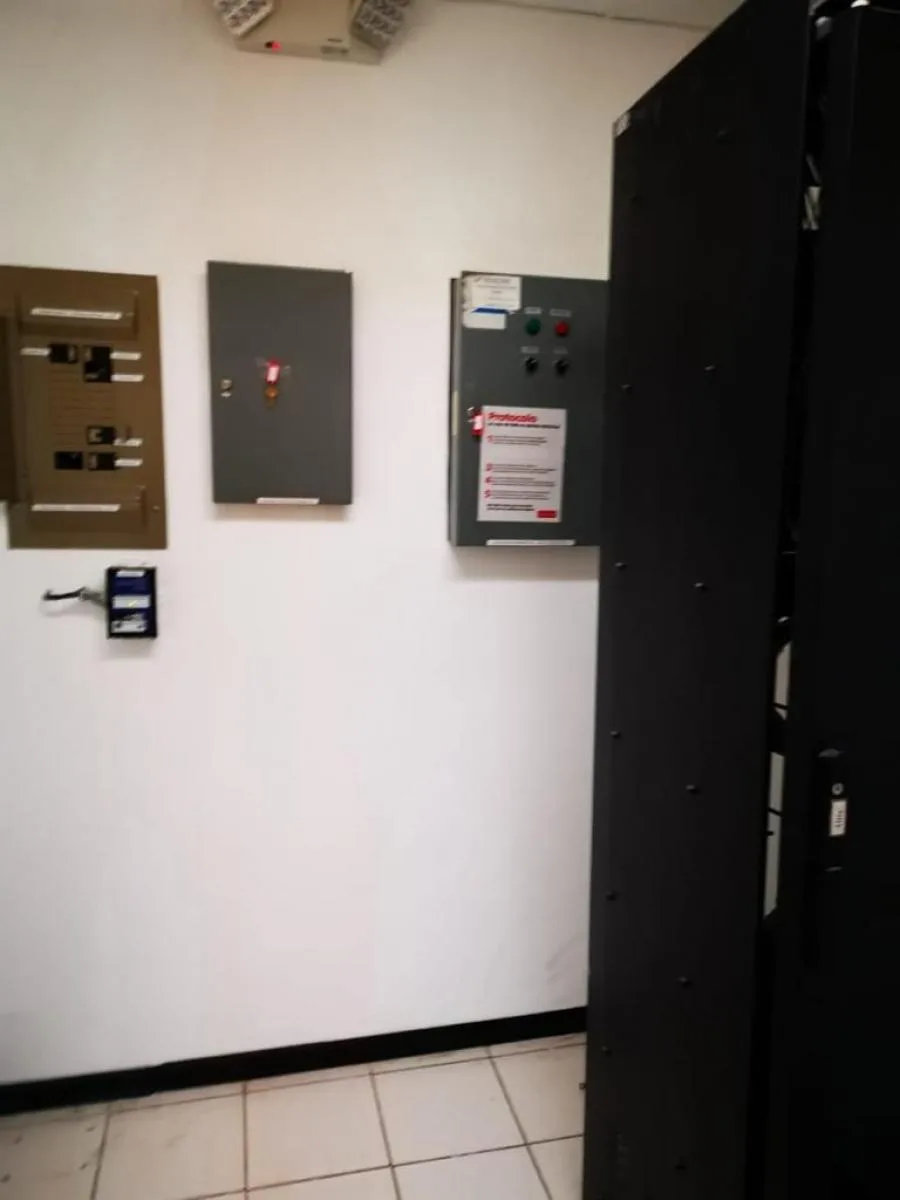 ALQUILER DE OFICINAS EN ROHMOSER - Alquiler / Renta en Costa Rica — photo 2