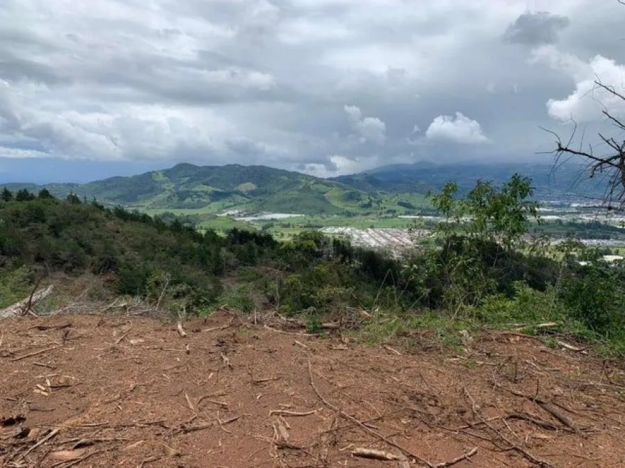 Venta de Edificio en el Tejar, Cartago. RAH 25-213 - Venta en El Guarco