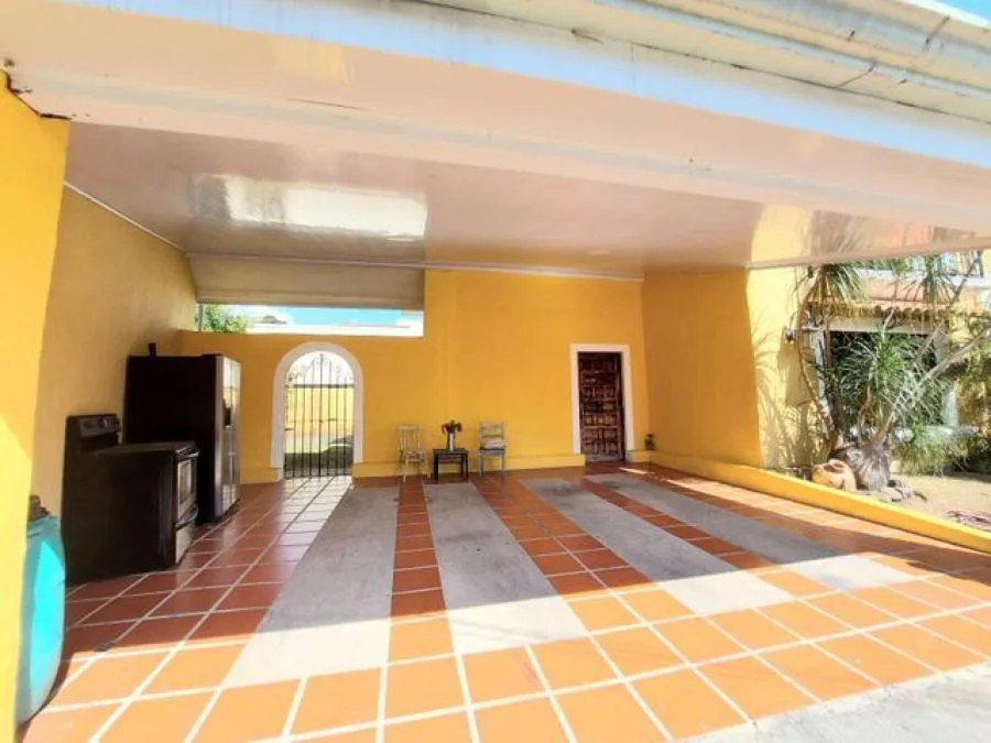 Venta de amplia y hermosa casa en Vázquez de Coronado. #22-567 - Venta en Vasquez de Coronado — photo 2