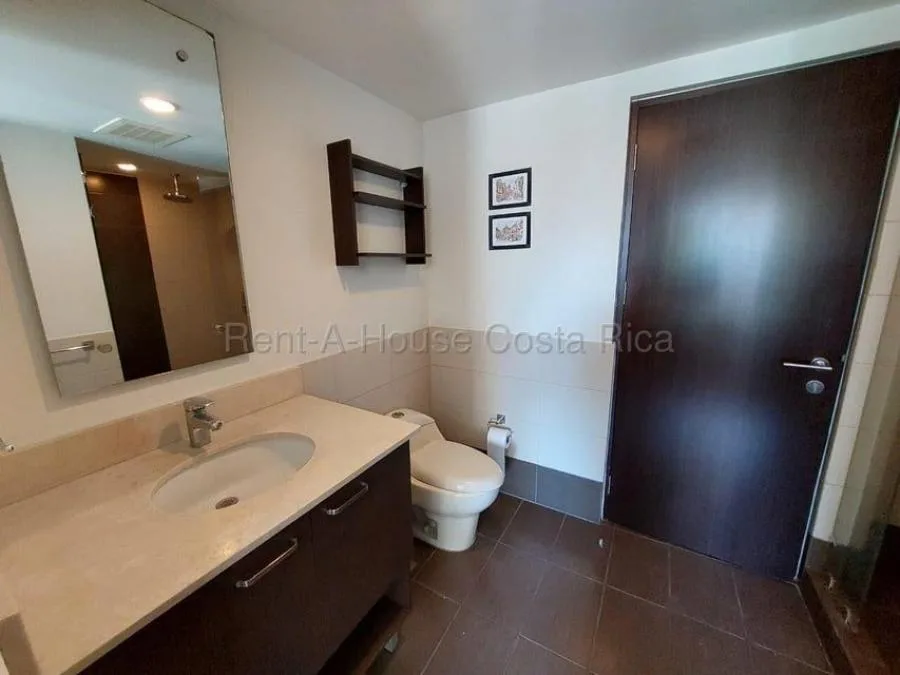 Alquiler de Apartamento en Uruca, San José. RAH 26-1534 PRECIO REBAJADO - Alquiler / Renta en Uruca — photo 3