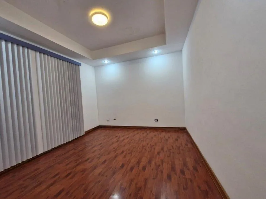 Venta de casa en Residencial Quizarco, Santo Domingo de Heredia US$ 240,000 #5898 - Venta en Santo Domingo — photo 4