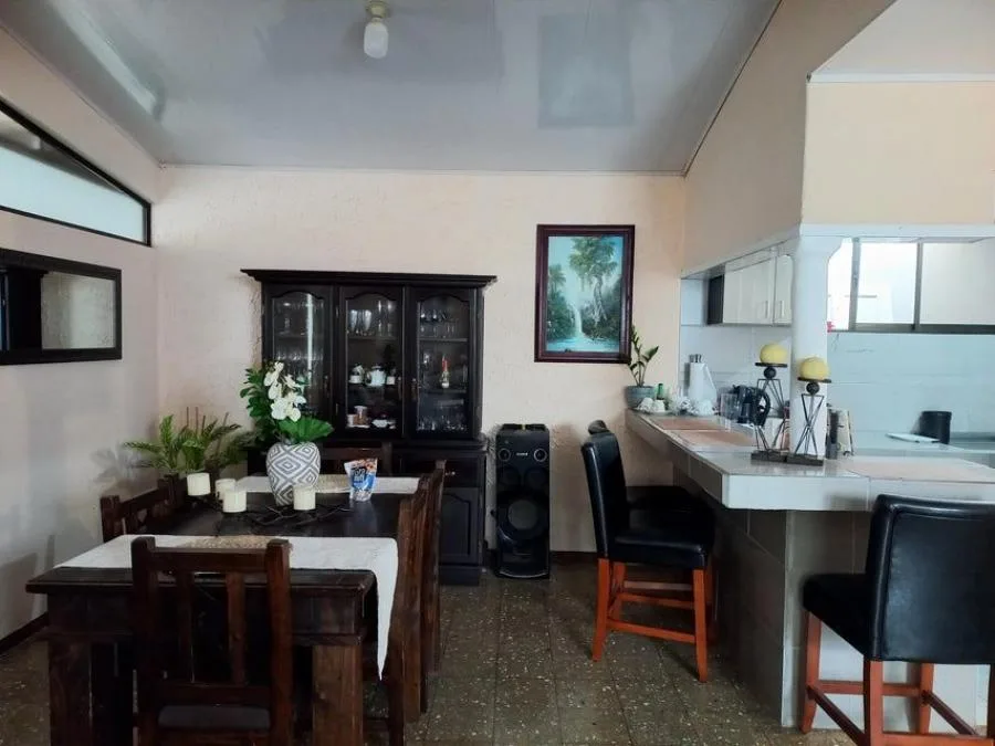 Venta de Casa + APTO en Moravia, San José. RAH 23-1294 - Venta en Moravia — photo 3