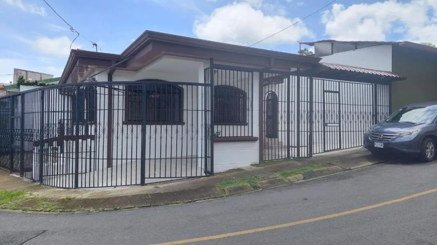 Casa en Venta en San Vicente, Moravia RAH #2367 - Venta en Moravia