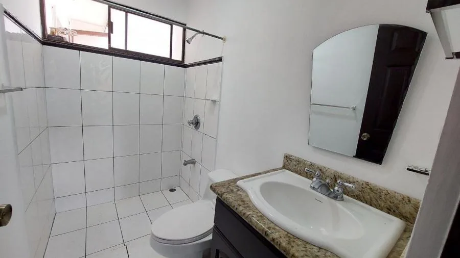 Casa en Venta en San Vicente, Moravia RAH #2367 - Venta en Moravia — photo 3
