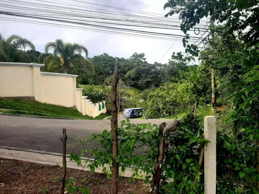 Venta de Lote en Escazú, San José. RAH 26-795 - Venta en Escazú