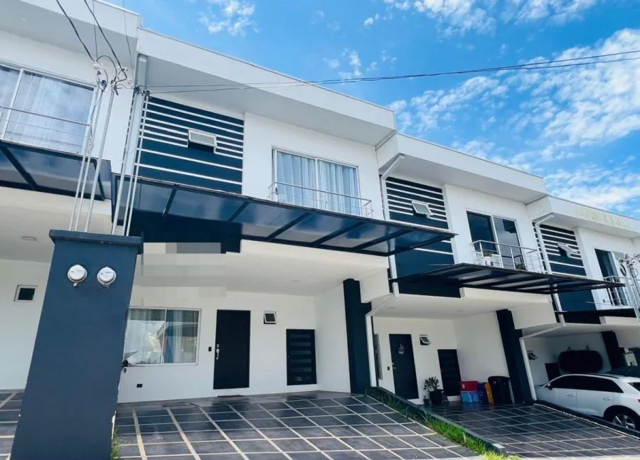 CASA EN VENTA EN SANTO DOMINGO, cod: CTL MLS #26-308 - Venta en Santo Domingo