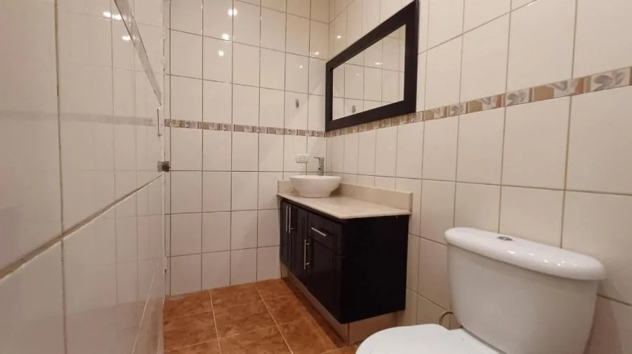 Venta de Casa en Uruca, San José. RAH 25-1458 - Venta en Uruca — photo 3