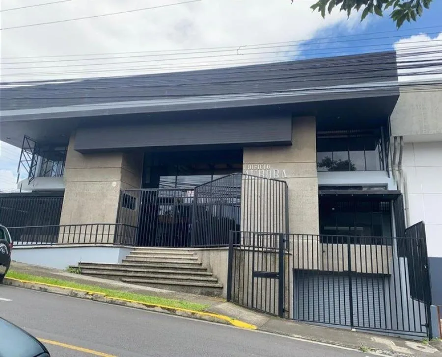 alquiler de comercial en san jose - Alquiler / Renta en Goicoechea