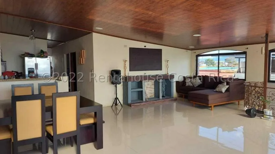 Se vende casa en Condominio Vistas del Zurqui, Moravia, San José en 130 000 000 de colones DJ  - Venta en Moravia — photo 3
