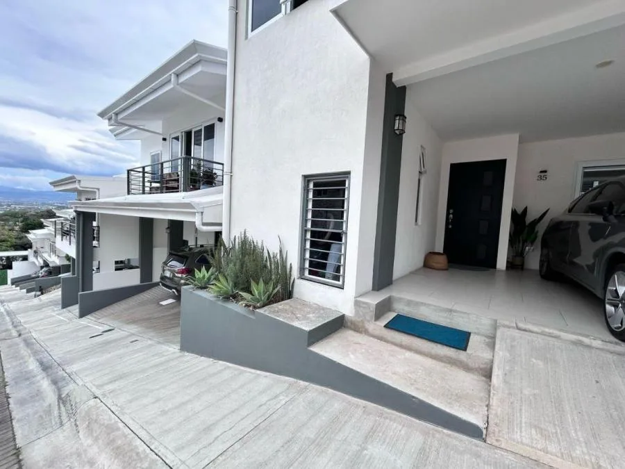 Venta de Casa en Santa Ana, San Josê. - Venta en Santa Ana