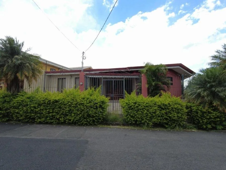 Casa en Venta en Pozos, Santa Ana MLS #23-1449 CL - Venta en Pozos