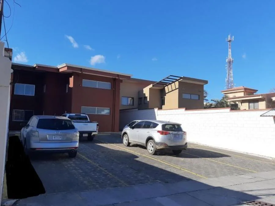 Venta de Casa en Pozos, Santa Ana. - Venta en Santa Ana