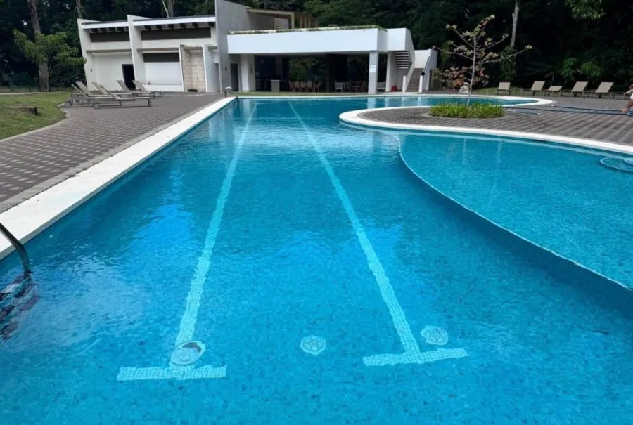PUNTARENAS JACO VENDO LOTE CONDOMINIO PRAIA $85.000 - Venta en Garabito