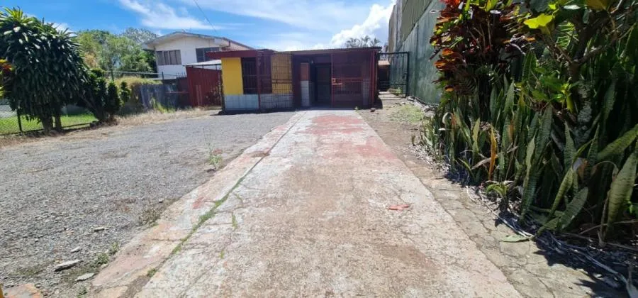 SAN JOSE MORAVIA VENDO PROPIEDAD CON CASA - Venta en Moravia