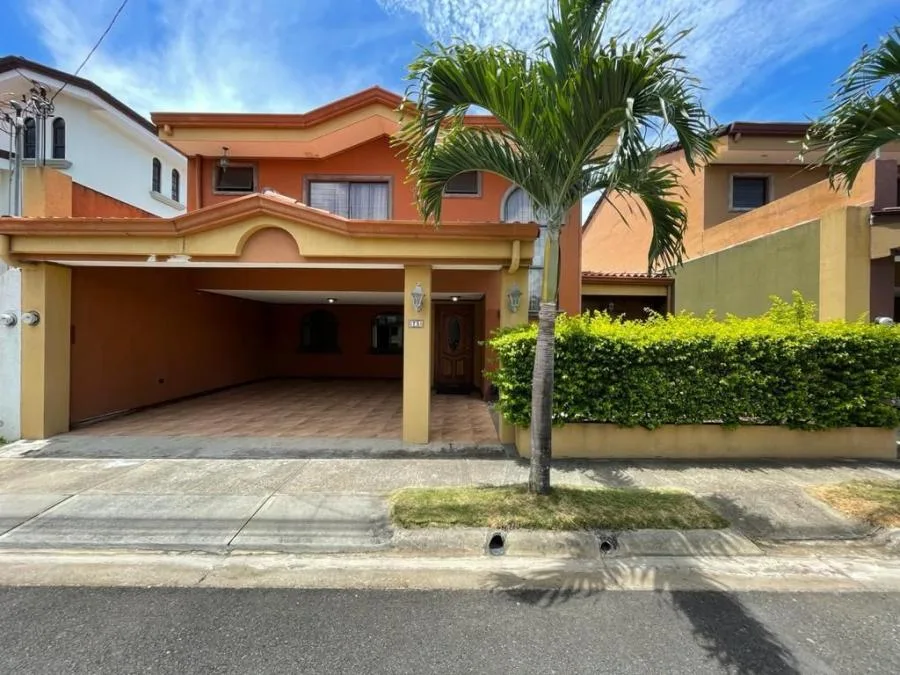 Casa en Venta en San Joaquín de Flores de Heredia MLS #23-471 CL - Venta en San Joaquín