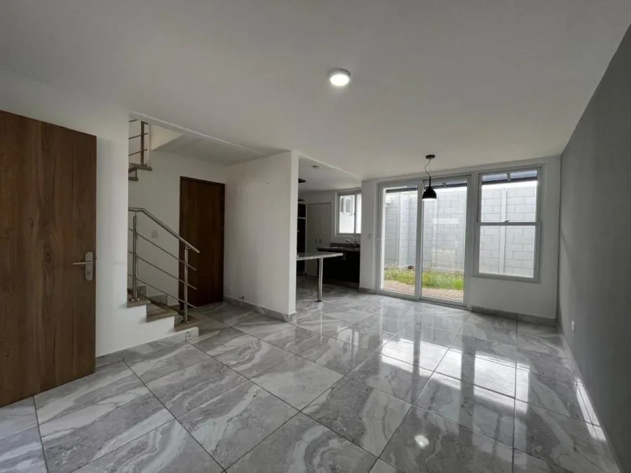 Venta de Casa con la cuota condominal accesible en San Pablo de Heredia - Venta en San Pablo — photo 2