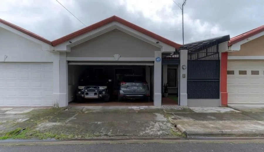 Venta de casa de una planta en Residencial Monserrat, Concepción, La Unión JM001 - Venta en La Unión