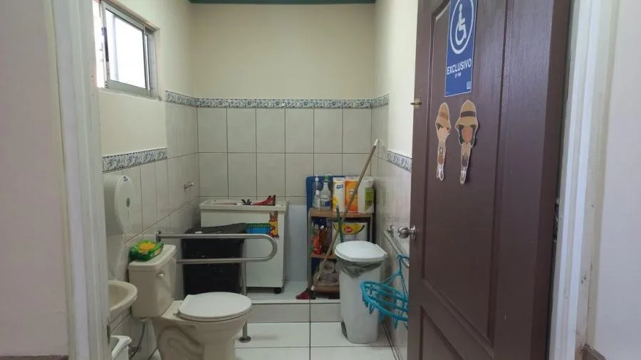 VENTA DE CASA PARA NEGOCIO  EN TIBAS   PBR - Venta en Tibás — photo 3