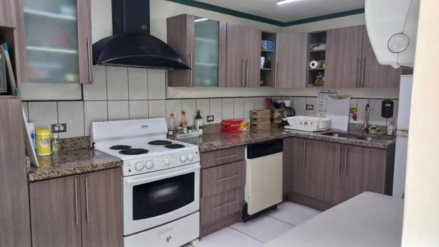 VENTA DE CASA PARA NEGOCIO  EN TIBAS   PBR - Venta en Tibás — photo 5