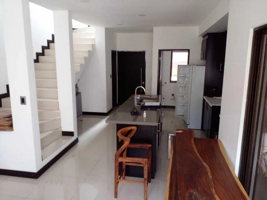 Casa cerca de Escuelas en Venta Ubicada en San Jose, Moravia  - Venta en Moravia