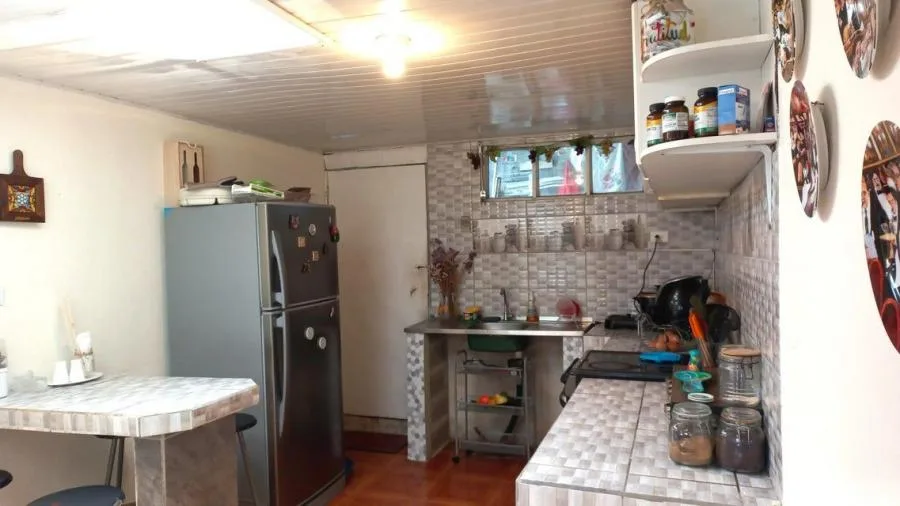 Venta de Casa en Goicoechea, San José. RAH 25-1764 - Venta en Goicoechea — photo 2